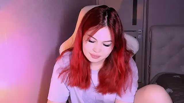 CrazyNextDoorGirl online show from 22, 3, 2026