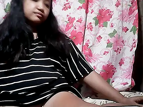 Snapshot of Flowerbebe chatting on 2, 3, 2026 Flowerbebe online show from 2, 3, 2026