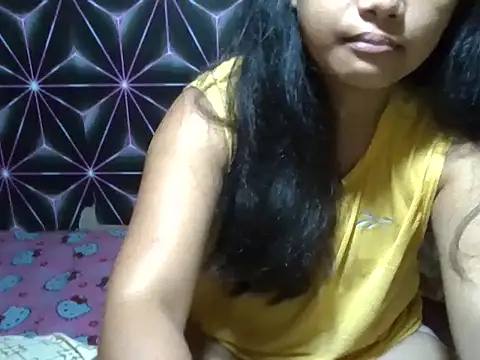 Snapshot of Flowerbebe chatting on 18, 4, 2026 Flowerbebe online show from 18, 4, 2026
