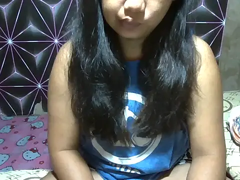 Snapshot of Flowerbebe chatting on 19, 4, 2026 Flowerbebe online show from 19, 4, 2026