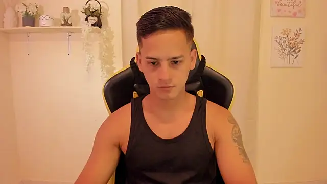 sexy andres01 online show from 1, 3, 2026