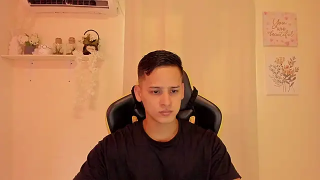 sexy andres01 online show from 21, 3, 2026