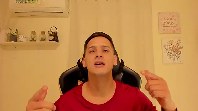 sexy andres01 online show from 13, 5, 2026