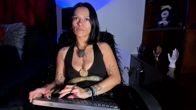 Amelie Blake online show from 12, 3, 2026