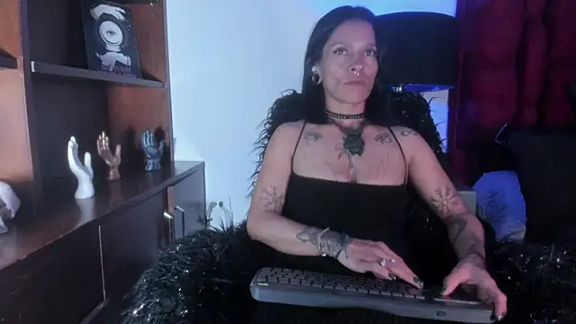 Amelie Blake online show from 1, 4, 2026