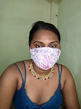 Snapshot of MISS_MADHURIBABY chatting on 11, 6, 2026 MISS MADHURIBABY online show from 11, 6, 2026