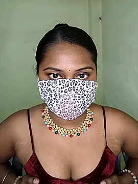 Snapshot of MISS_MADHURIBABY chatting on 13, 6, 2026 MISS MADHURIBABY online show from 13, 6, 2026