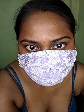 Snapshot of MISS_MADHURIBABY chatting on 19, 6, 2026 MISS MADHURIBABY online show from 19, 6, 2026