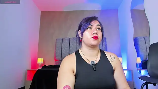 lilith velvet  online show from 11, 5, 2026