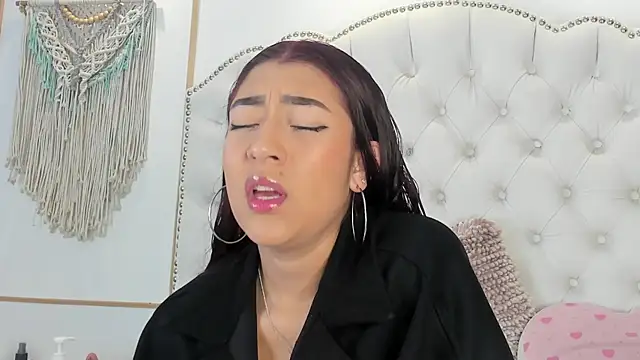 Snapshot of Sara_funy chatting on 19, 3, 2026 Sara funy online show from 19, 3, 2026