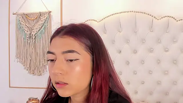 Snapshot of Sara_funy chatting on 10, 4, 2026 Sara funy online show from 10, 4, 2026