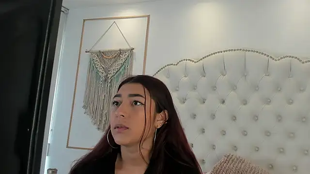 Sara funy online show from 22, 5, 2026