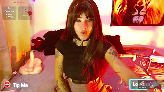 Divinejewel69 online show from 18, 5, 2026