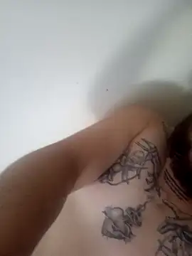 Snapshot of priscilaf chatting on 3, 4, 2026 priscilaf online show from 3, 4, 2026