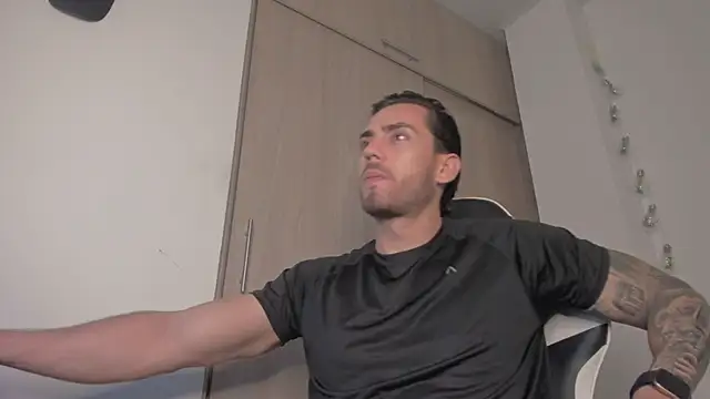 Axel  Blaze online show from 1, 4, 2026