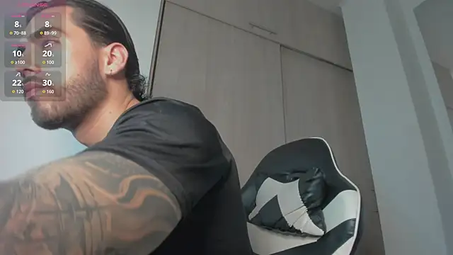 Axel  Blaze online show from 4, 6, 2026