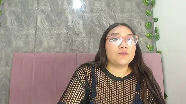 Snapshot of anyela_donecm chatting on 19, 5, 2026 anyela donecm online show from 19, 5, 2026