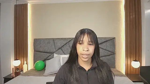 ShayMilleer online show from 25, 5, 2026