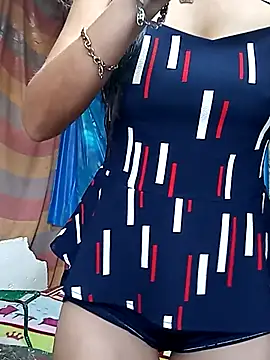 Snapshot of yuliitza4 chatting on 20, 3, 2026 yuliitza4 online show from 20, 3, 2026