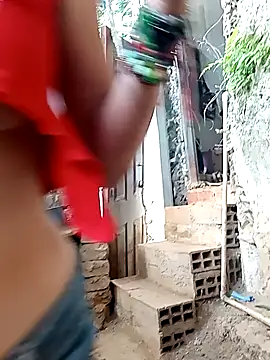 Snapshot of yuliitza4 chatting on 28, 3, 2026 yuliitza4 online show from 28, 3, 2026