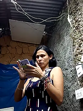 Snapshot of yuliitza4 chatting on 30, 3, 2026 yuliitza4 online show from 30, 3, 2026