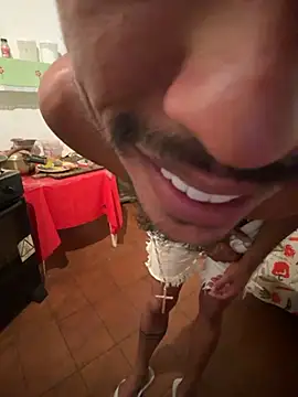Snapshot of Goianogostosoo chatting on 1, 8, 2026 Goianogostosoo online show from 1, 8, 2026