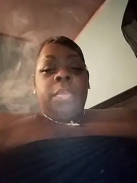 Snapshot of Pinkchocolatebbw chatting on 4, 4, 2026 Pinkchocolatebbw online show from 4, 4, 2026
