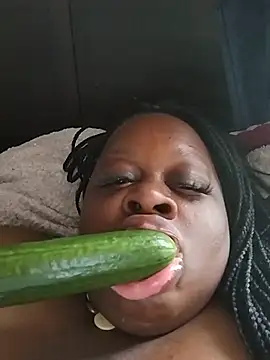 Snapshot of Pinkchocolatebbw chatting on 22, 5, 2026 Pinkchocolatebbw online show from 22, 5, 2026
