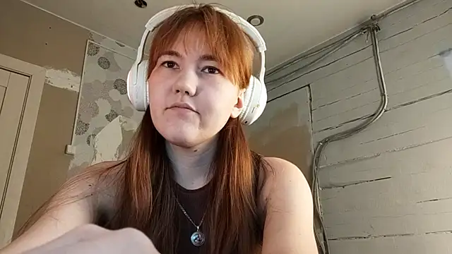 Snapshot of DinaFirebird chatting on 4, 3, 2026 DinaFirebird online show from 4, 3, 2026