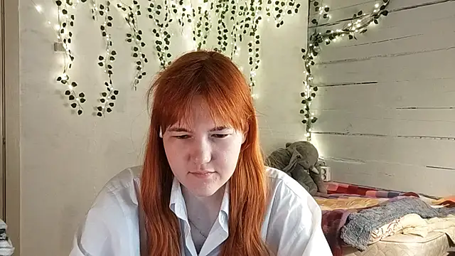 Snapshot of DinaFirebird chatting on 31, 3, 2026 DinaFirebird online show from 31, 3, 2026