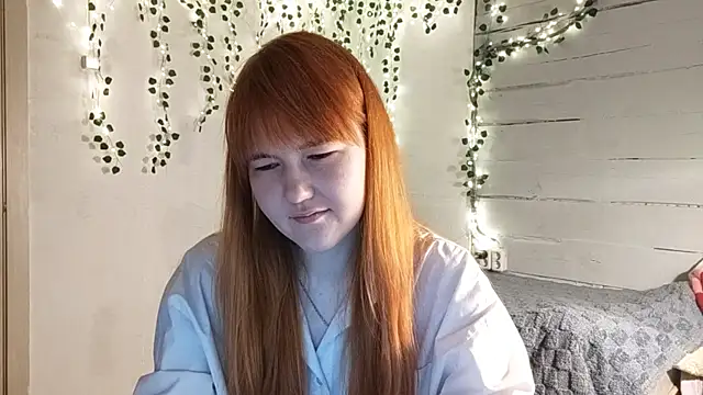 Snapshot of DinaFirebird chatting on 13, 4, 2026 DinaFirebird online show from 13, 4, 2026