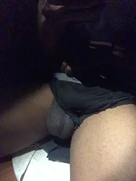 Snapshot of EricSwainn901 chatting on 13, 4, 2026 EricSwainn901 online show from 13, 4, 2026