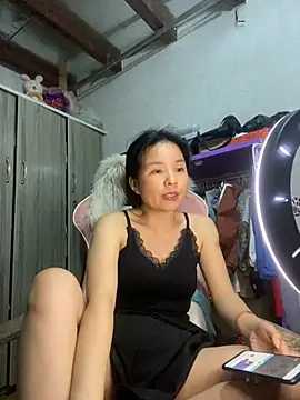 Ivy Trix2 online show from 14, 5, 2026