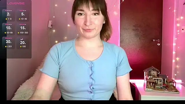 Birdie Kiss online show from 14, 5, 2026