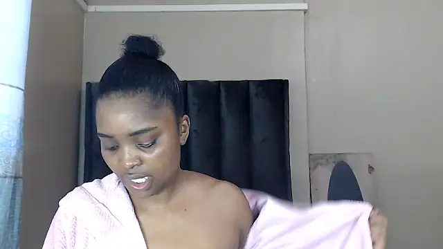 LexyDiana online show from 28, 5, 2026
