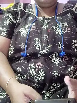 Snapshot of tamil_lathikaaa chatting on 8, 3, 2026 tamil lathikaaa online show from 8, 3, 2026