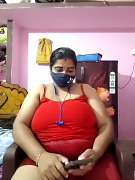 Snapshot of tamil_lathikaaa chatting on 6, 4, 2026 tamil lathikaaa online show from 6, 4, 2026