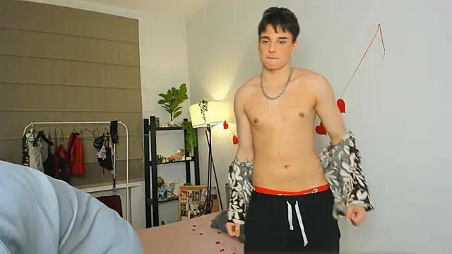 Snapshot of SilverFeral chatting on 7, 3, 2026 SilverFeral online show from 7, 3, 2026