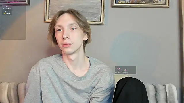 Snapshot of SilverFeral chatting on 4, 4, 2026 SilverFeral online show from 4, 4, 2026