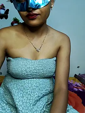 Snapshot of Sweet_Cpl_ chatting on 11, 5, 2026 Sweet Cpl online show from 11, 5, 2026