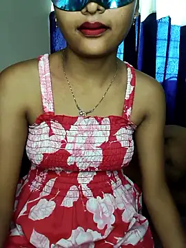 Snapshot of Sweet_Cpl_ chatting on 22, 5, 2026 Sweet Cpl online show from 22, 5, 2026