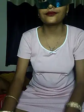 Snapshot of Sweet_Cpl_ chatting on 24, 5, 2026 Sweet Cpl online show from 24, 5, 2026