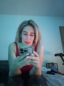 Snapshot of JuliaPrivat chatting on 27, 2, 2026 JuliaPrivat online show from 27, 2, 2026