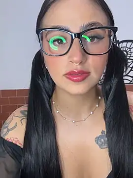 Emily cute777 online show from 1, 3, 2026