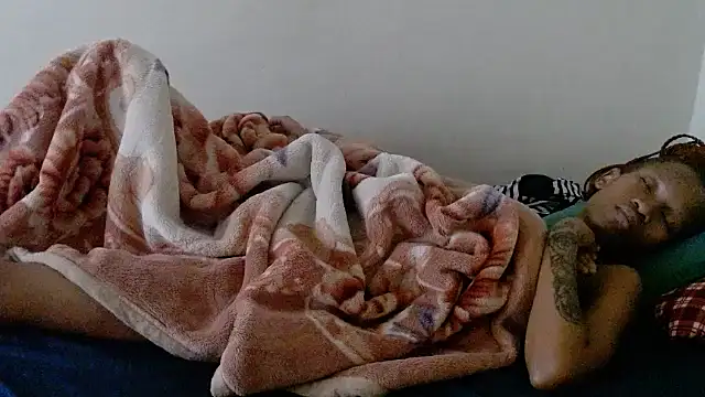 Freakycandy02 online show from 14, 4, 2026