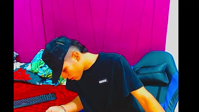 Snapshot of pipe_hot04 chatting on 19, 3, 2026 pipe hot04 online show from 19, 3, 2026