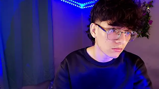 Snapshot of noah_millerx chatting on 30, 3, 2026 noah millerx online show from 30, 3, 2026