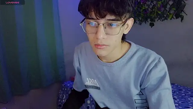 Snapshot of noah_millerx chatting on 31, 3, 2026 noah millerx online show from 31, 3, 2026