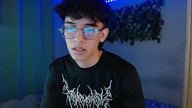 Snapshot of noah_millerx chatting on 9, 4, 2026 noah millerx online show from 9, 4, 2026