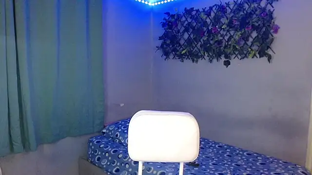 Snapshot of noah_millerx chatting on 13, 4, 2026 noah millerx online show from 13, 4, 2026